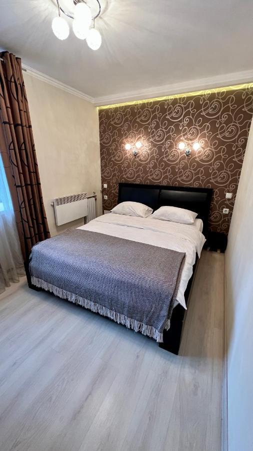 Apartment On Nauki Avenue 102 Dnipro Exterior foto